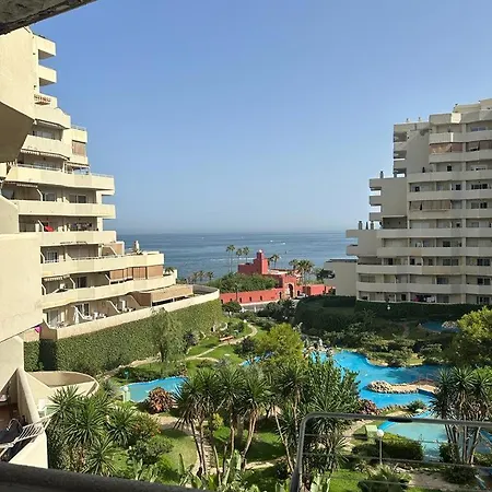 Lägenhetshotell Fantastico Estudio En Benalbeach Con Vistas Al Mar *
